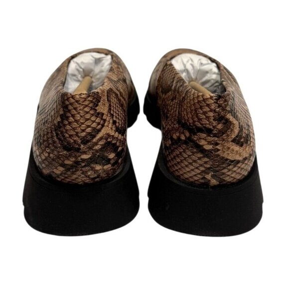 Katy Perry Women's The Daarling Slip On True Taupe Size 6M(36) NWB - Picture 3 of 7